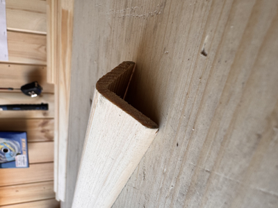 Угол деревянный клеёный 30х30 мм (3 метра)