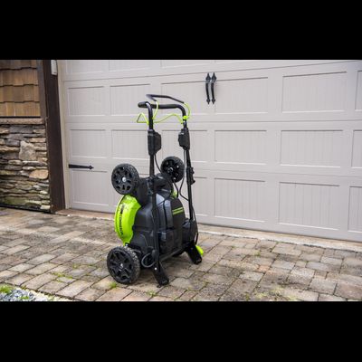 Аккумуляторная газонокосилка Greenworks GC82LM61S TwinForce