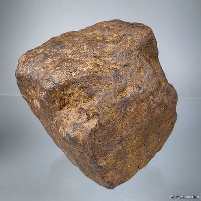 Лимонит по пириту. Южный Урал. Россия. 80*75*75мм