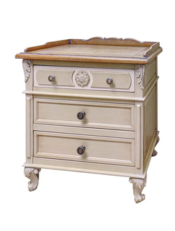 Тумба прикроватная с резным декором и на резных ножках.