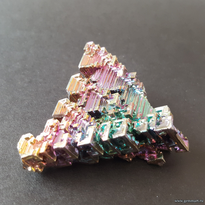 Висмут — кристаллы с побежалостью 53*50*16мм