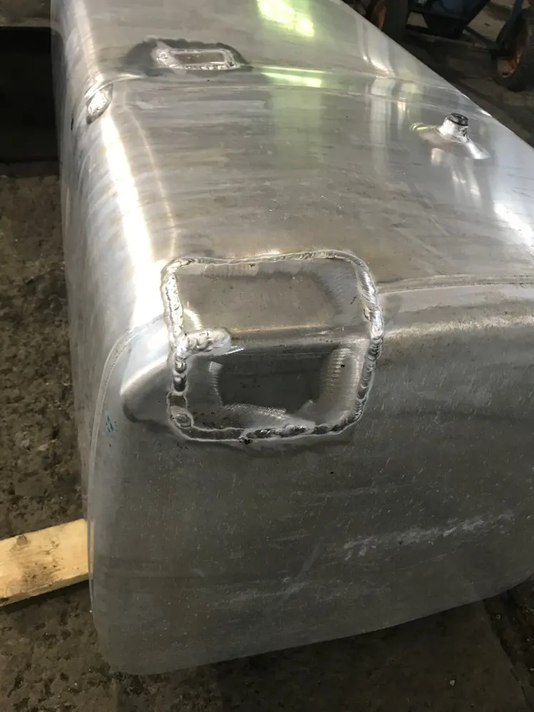  После полного ремонта
Ремонт топливного бака грузового автомобиля
http://argon66.ru/services/remont-toplivnykh-bakov-gruzovykh-i-legkovykh-avtomobilei