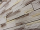 Декоративный облицовочный камень под сланец  Kamastone Рифей 4761, белый с коричневыми и желтыми фрагментами