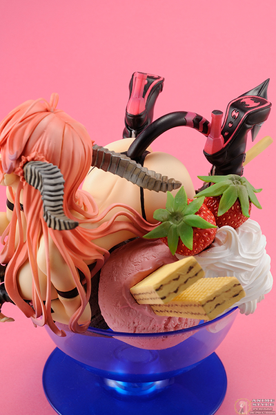 Фигурка 1/7 Асмодей (Asmodeus Koori Shiri Ice Cream no Bushi)