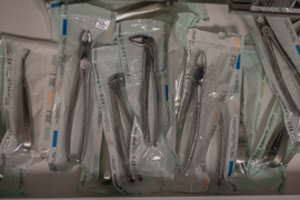 Удаление зуба