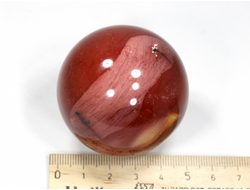 Шар Яшма мукаит (моокаит), Австралия (50 мм, 165 г) №28583