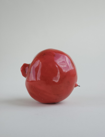 Сочный фрукт гранат (целый)