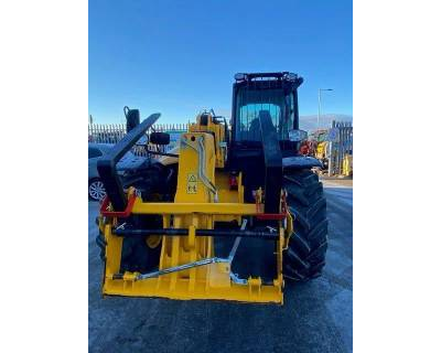 Пoгрузчик JCВ 535-95