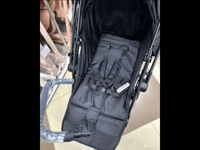 Детская коляска Luxmom 525 Черный (перекидная ручка)