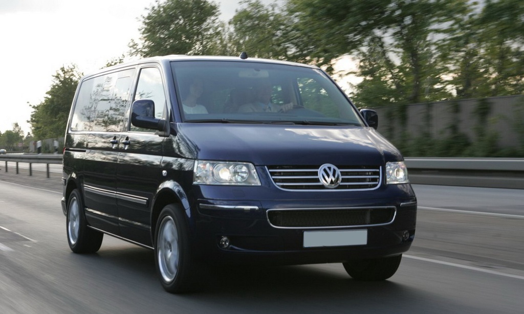 Volkswagen multivan каравелла