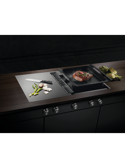 Индукционная варочная панель с вытяжкой Kuppersbusch KMI 9850.0 SR Black Chrome