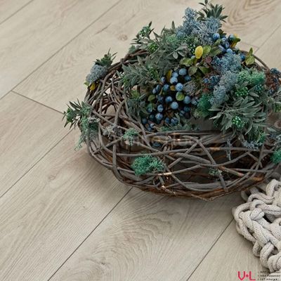 АВА ламинат Alpine Floor Рrеmium ХL Белая Ночь ЕСО 7-2 толщина 8 мм с фаской и подложкой замковый 2.195 м2