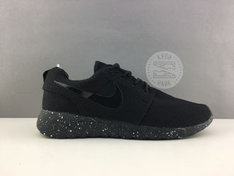 Nike Roshe run чёрно-белые (39-40) Арт.017M(R)