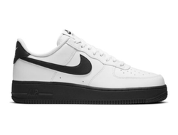 Nike Air Force 1 Low (Белые с черным значком)