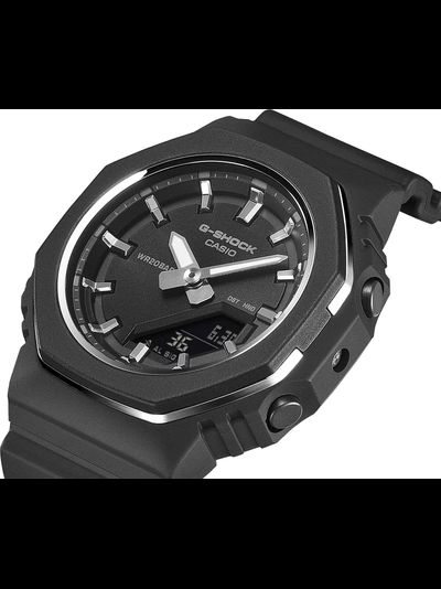 Часы Casio G-Shock GMA-P2110-1A