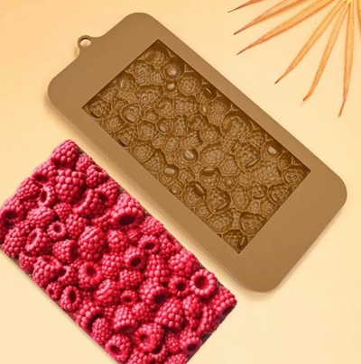 Силиконовая форма для шоколада "Плитка-малина" 15*8 см