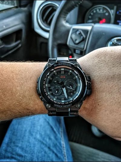 Часы Casio G-Shock MTG-S1000BD-1A