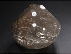 Кварц горный хрусталь с рутилом (рутиловый), полировка, Бразилия (48*39*38 мм, 107 г) №29899