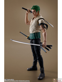 Фигурка Зоро Ророноа (Zoro Roronoa Netflix Series S.H.Figuarts)