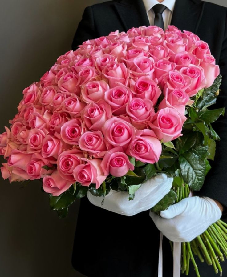 Букет премиальных роз с доставкой по Волгограду