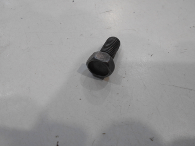 Болт М 8 (мелкая резьба)