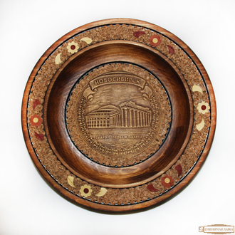 Деревянная тарелка с декором из бересты «Оперный театр» Новосибирск сувенир