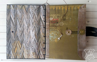 Ежедневник ручной работы "Гаражи"