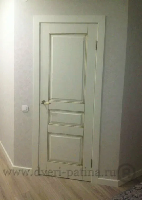 Дверь в гардеробную