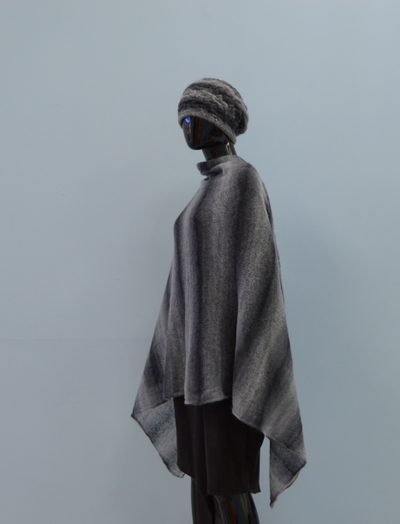 Вязаный палантин Италия Визио серый фото