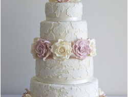 Торт на свадьбу с цветами