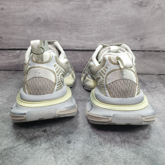 Balenciaga ultra boost top