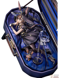 Фигурка 1/7 Амия (Amiya Solo Around the World Ver.)