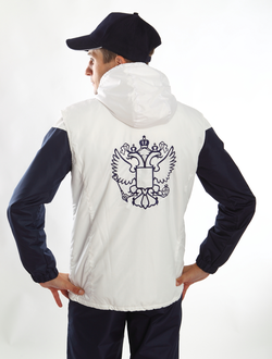 Жилет с капюшоном с вышивкой символики карате