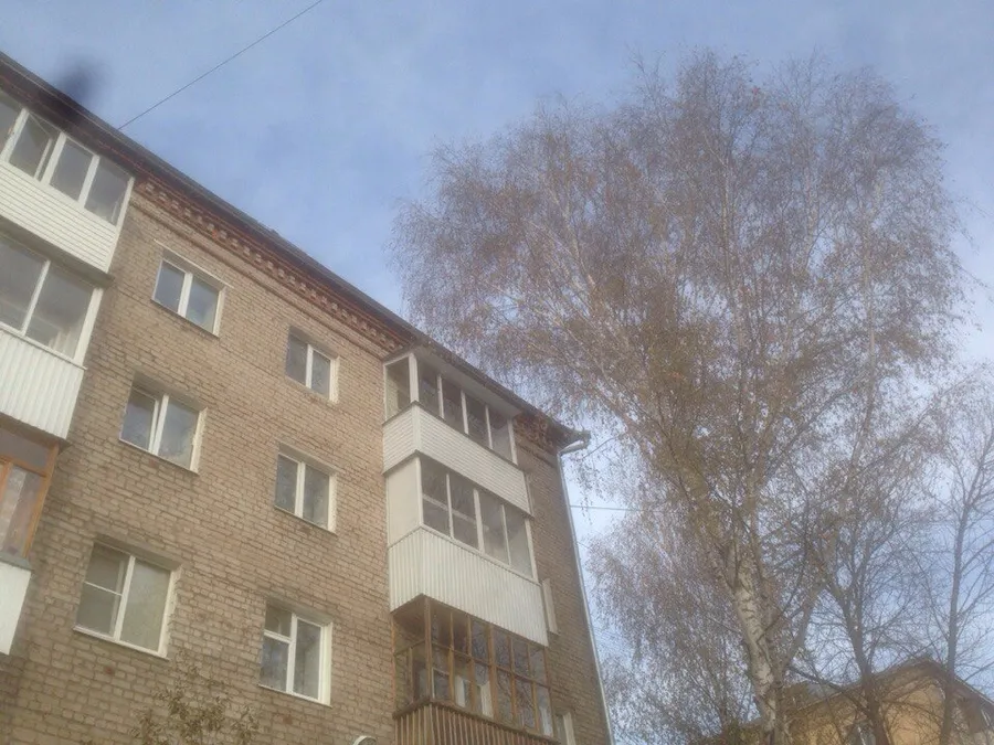 Установка балкона с крышей Кирова