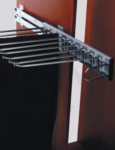 WW-WSPO00-01 Вешалка для брюк-боковой крепеж ПРАВАЯ (г.330xш.467xв.100)  GTV