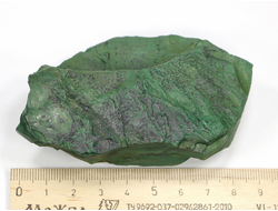 Волконскоит, коллекционный образец, Россия, Пермский край (94*60*23 мм, 106 г) №28327