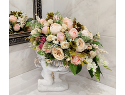 Композиция на статуэтке ангелочка розы беж № СА022