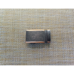 Пряжка на ремень металлическая 40x70мм матовая с медными вставками серый