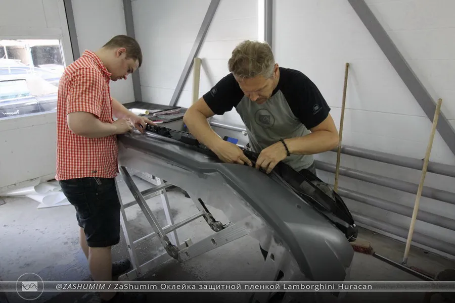 Оклейка защитной пленкой Lamborghini Huracan