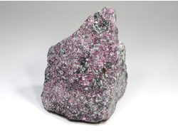 Эвдиалит в породе, Россия, Кольский п-ов, Хибины (101*65*63 мм, 480 г) №23799