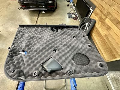 Шумоизоляция Audi A6 / Ауди А6