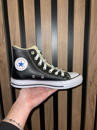 Converse haute noire chuck taylor all star en cuir top