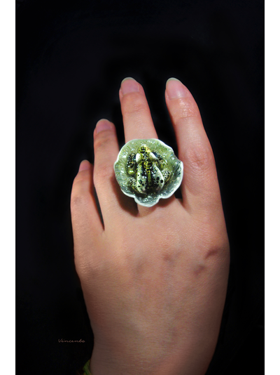 "Крылатая Мара, царевна Туманной топи", фэнтези-кольцо с жемчугом и лягушкой