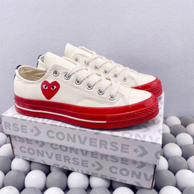 Кеды Converse Comme des Garcons Play белые низкие с красной подошвой