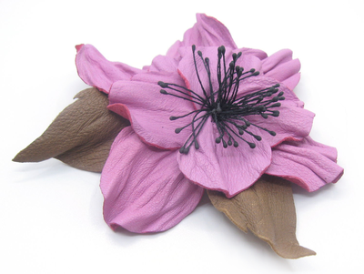 Авторский подарок Розовый цветок - кожаная брошь ручной работы