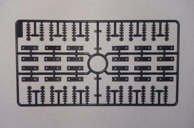 Сборная модель: (ICM 35364) Немецкий танк Pz.Kpfw.VI Ausf.B "Королевский Тигр" (позднего производства) с полным интерьером