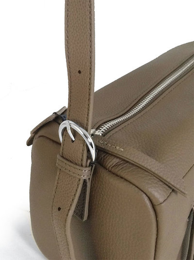 (АРТИКУЛ: 10062/1/2) СУМКА ЖЕНСКАЯ, НЕБОЛЬШАЯ, НАТУРАЛЬНАЯ КОЖА, ТЕМНО-БЕЖЕВАЯ, С ПЛЕЧЕВЫМ РЕМНЕМ