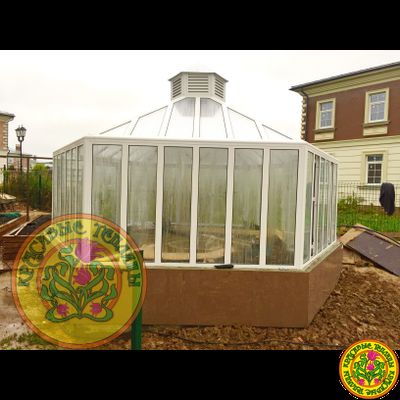 Базовая комплектация шестигранной оранжереи теплицы ЛОНДОН длина грани 2500 мм