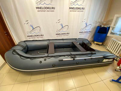 Моторная лодка ДИКИЙ 380 НДНД серый сбоку