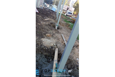 Ремонт металлического забора с заменой столбов